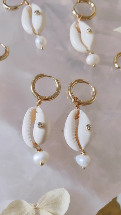 Sunshine cowrie hoop